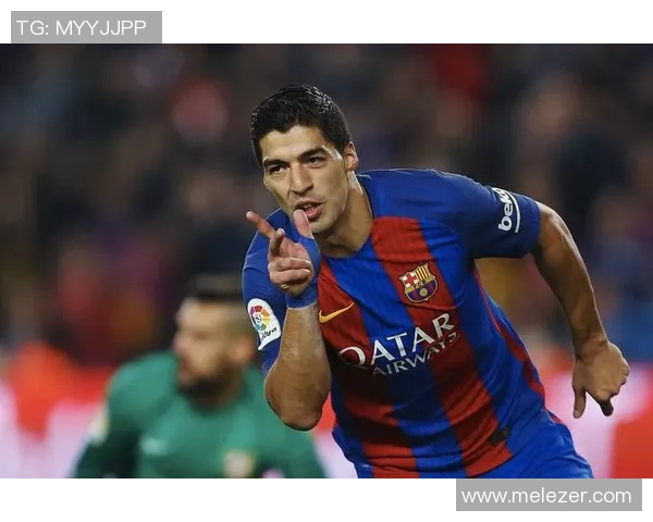 世界顶级球星齐聚足球赛 各国球员巅峰对决引发全球关注